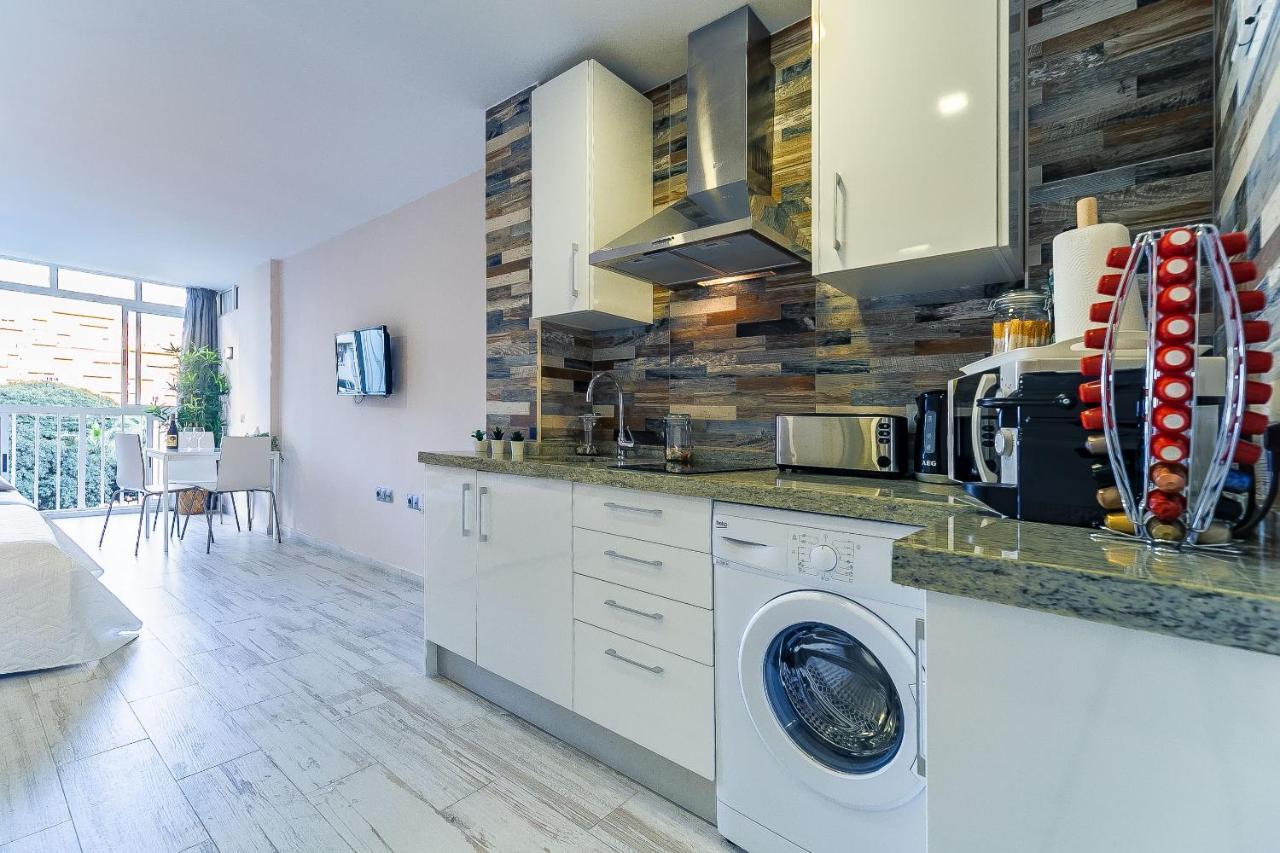 Sun Coast Benalmadena -- Superb Studio With 4 Pools, Gardens & Breakfast Luaran gambar