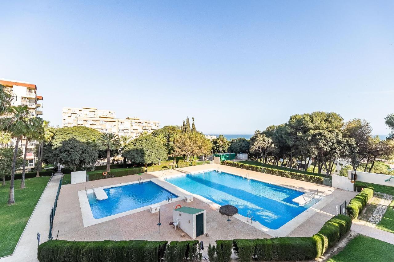 Sun Coast Benalmadena -- Superb Studio With 4 Pools, Gardens & Breakfast Luaran gambar