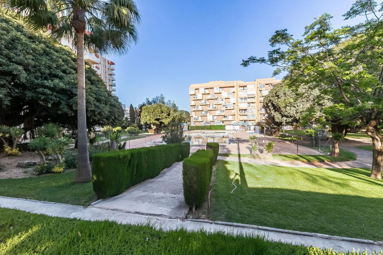 Sun Coast Benalmadena -- Superb Studio With 4 Pools, Gardens & Breakfast Luaran gambar